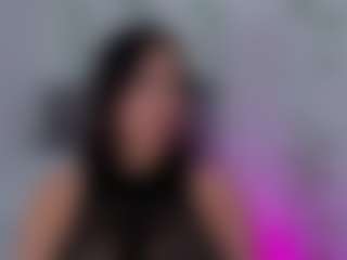 Mia Garcia's Live Sex Cam Show