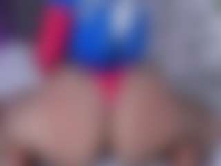 Mia Garcia's Live Sex Cam Show