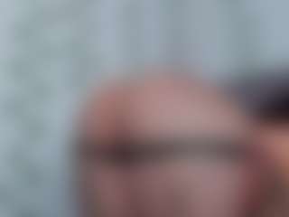 Mia Garcia's Live Sex Cam Show