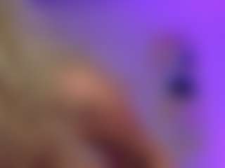 Live cam show with SabrinaJade - Young Adult on Streamer API