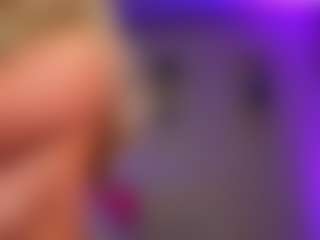 Live cam show with SabrinaJade - Dildo on crypto-cams