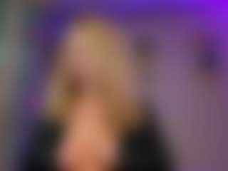 Live cam show with SabrinaJade - Anal on Dolls Live