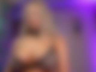 SabrinaJade's Live Sex Cam Show