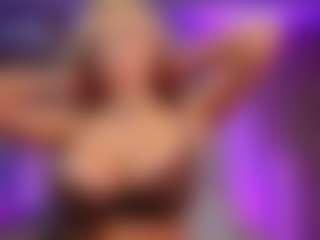 Live cam show with SabrinaJade - Spank Blonde Hair on galaxygirlnitro.com