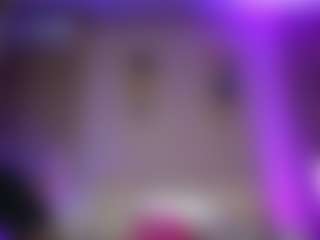 Live cam show with SabrinaJade - Latina Teen (18+) on Camsoda