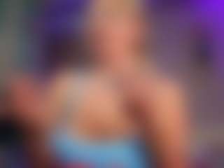 Show de cam en vivo con SabrinaJade - Striptease Young Adult en Camsoda