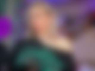 Live-camshow met SabrinaJade - Striptease Latina op Camsoda