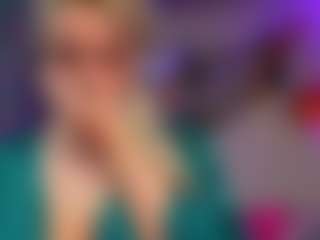 Spettacolo in cam dal vivo con SabrinaJade - Public Toys su Camsoda