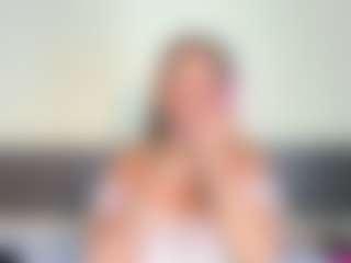 Live cam show with Samanta-joness - Ebony on Fling VIP Chat