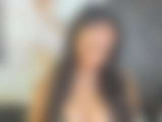 Live cam show with Samanta-joness - Fingering Ebony on sexylivex.com