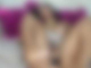 Samanta-joness's Live Sex Cam Show