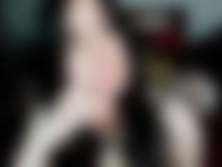 Malaikka's Live Sex Cam Show