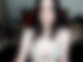 Malaikka's Live Sex Cam Show
