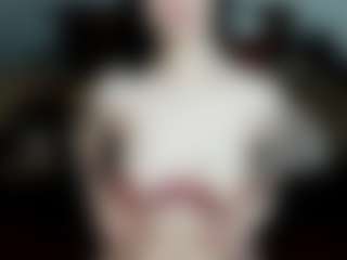 Live cam show with Malaikka - Granny MILF on Dare Cams