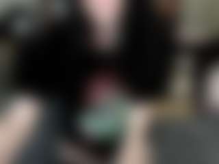 Live cam show with Malaikka - Blowjob on TottyGirls