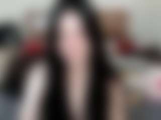 Live cam show with Malaikka - Facial Piercings on xxxlivecams.org