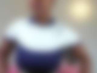 Live cam show with sowfit - Spank Ebony on Camsoda