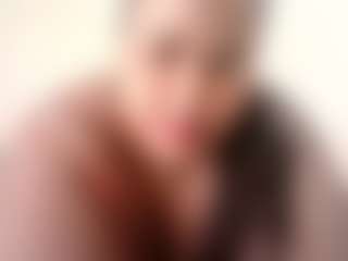 Live cam show with abrilhotty - Living Room on liverealitysex.com