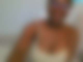 lovemaya4's Live Sex Cam Show