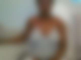 lovemaya4's Live Sex Cam Show