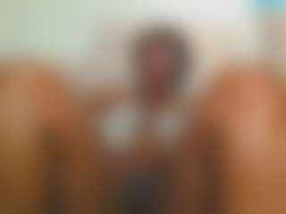 lovemaya4's Live Sex Cam Show