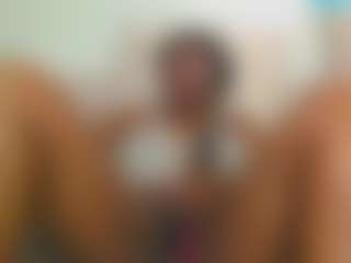 lovemaya4's Live Sex Cam Show