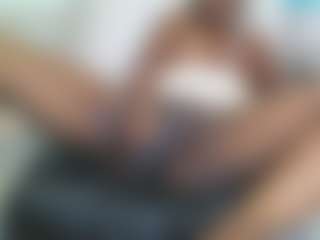 lovemaya4's Live Sex Cam Show