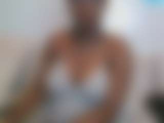 lovemaya4's Live Sex Cam Show