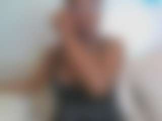 lovemaya4's Live Sex Cam Show