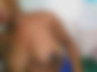 lovemaya4's Live Sex Cam Show