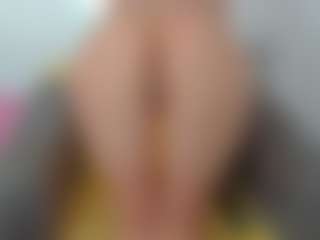 Live cam show with mariemarie03 - Tittyfuck on Fapmatic.com