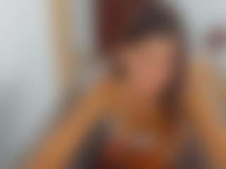 Live cam show with mariemarie03 - Living Room on xxxlivecams.org