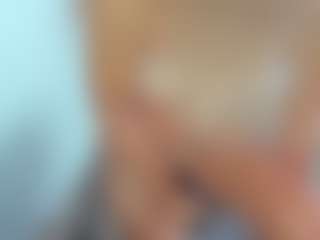 Live cam show with mariemarie03 - Fuck on Uber Horny