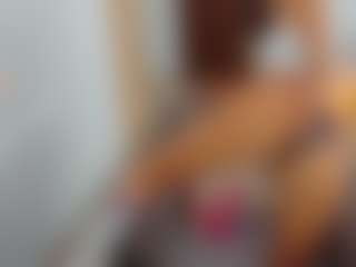 Live cam show with mariemarie03 - Public MILF on Fit Hotties