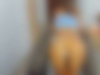 Live cam show with mariemarie03 - Skinny MILF on StripNow