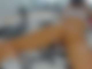 Live cam show with mariemarie03 - Living Room on CamClone