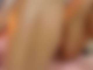 Live cam show with Melisa-Garcia - Moaning on Camsoda