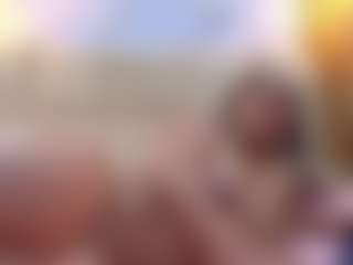Live cam show with Melisa-Garcia - Moaning on livesuperchat.net