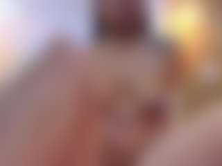 Live cam show with Melisa-Garcia - Moaning on livesuperchat.net