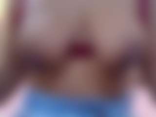 Live cam show with Melisa-Garcia - Flashing on Soda Cam