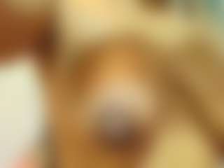 Live cam show with Melisa-Garcia - Moaning on Camsoda