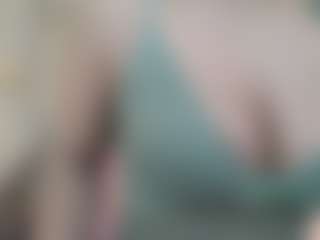 Live cam show with Melisa-Garcia - Smoking on Camsoda