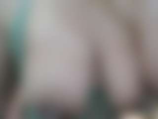 Live cam show with Melisa-Garcia - Double Penetration on Free Soda