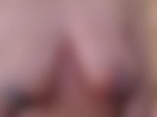 Live cam show with Melisa-Garcia - Moaning on CamClone