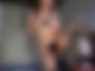 Live cam show with Estef_coll - Camel Toe on boobsie.com
