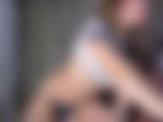 Live cam show with Estef_coll - Dirty Talk on eurowanks.com