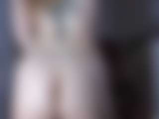 Live cam show with Estef_coll - Nipple Piercings on alttransgirls