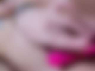 Live cam show with Estef_coll - Cum In Pussy on Soda Cam
