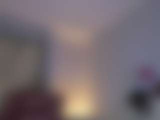Spettacolo in cam dal vivo con Estef_coll - Brown Eyes Brown Hair su Camsoda
