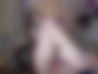 Live cam show with Estef_coll - Nipple Piercings on nudelive.tv